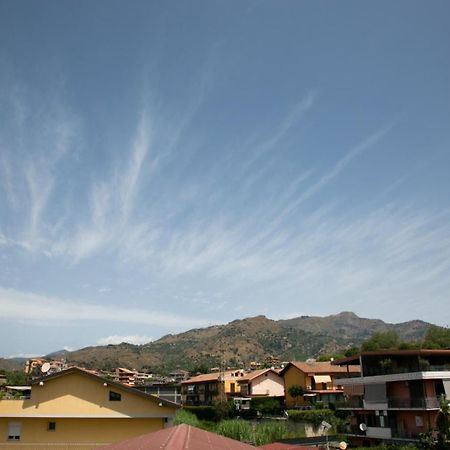 Happy Home Giardini-Naxos Exterior foto